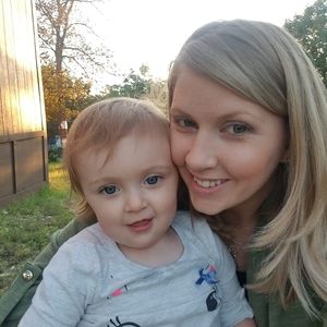 Meet your Posher, Cassandra